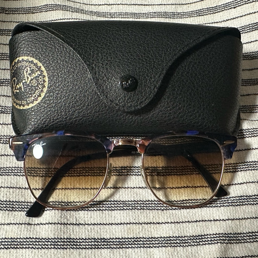 Ray-Ban Sunglasses with Case
